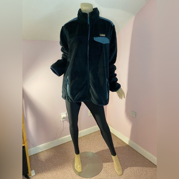 Men's L.L.Bean Hi-Pile Fleece Jacket - Picture 5 of 12